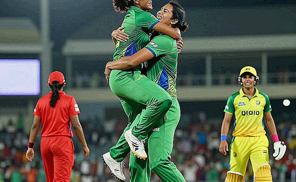 যেখানে স্কোরকার্ড অন্ধ: ধনঞ্জয় ডি সিলভার ব্যান্ড খোলা এবং শ্রীলঙ্কার টেস্ট উত্তরাধিকার
