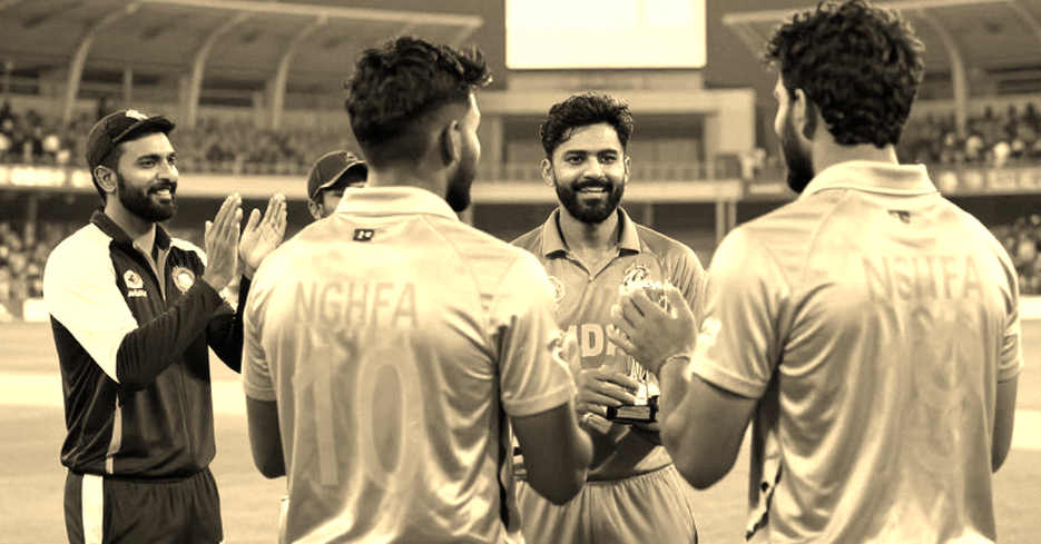 শেষ ওভারের দুই রান আর মাঝের কুড়ি ওভার: এশিয়া কাপের খতিয়ান ও ক্রিকেটের বিশ্বাস-প্রোটোকল