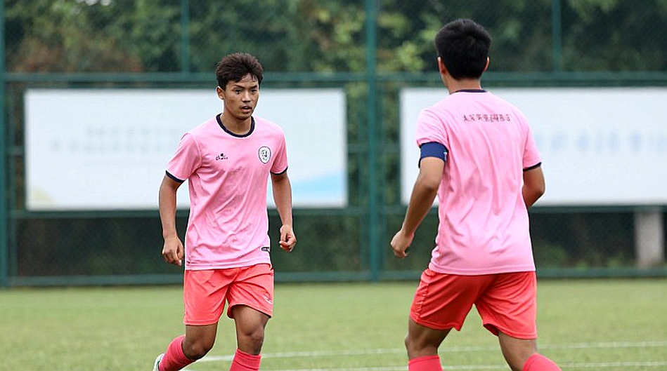 ক্যারিকের চাকরি টিকল, ক্ষমতা টিকল না: চেলসি ম্যাচের আগে ইউনাইটেডের সিদ্ধান্ত-সংকট